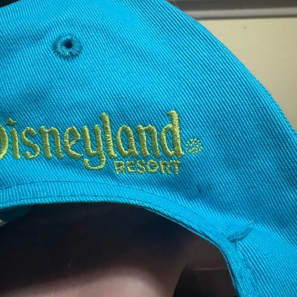 Disneyland Resorts Mickey Mouse Hat With Sunglass Holder - Toddler Adj.  Size